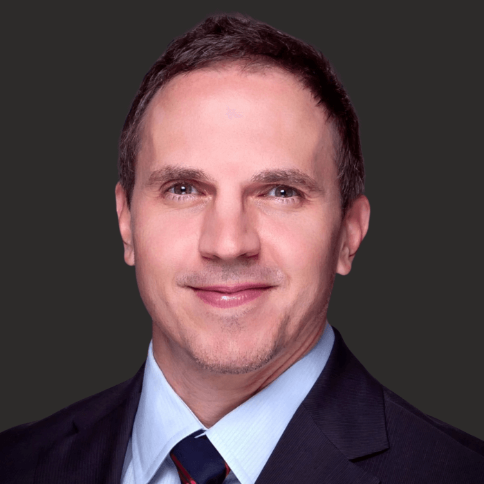 Headshot Template 23 700x700 - Brandon Horton